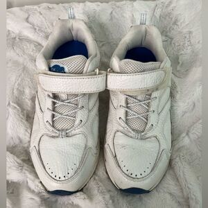 Dr Comfort Gym Shoes Size 9W